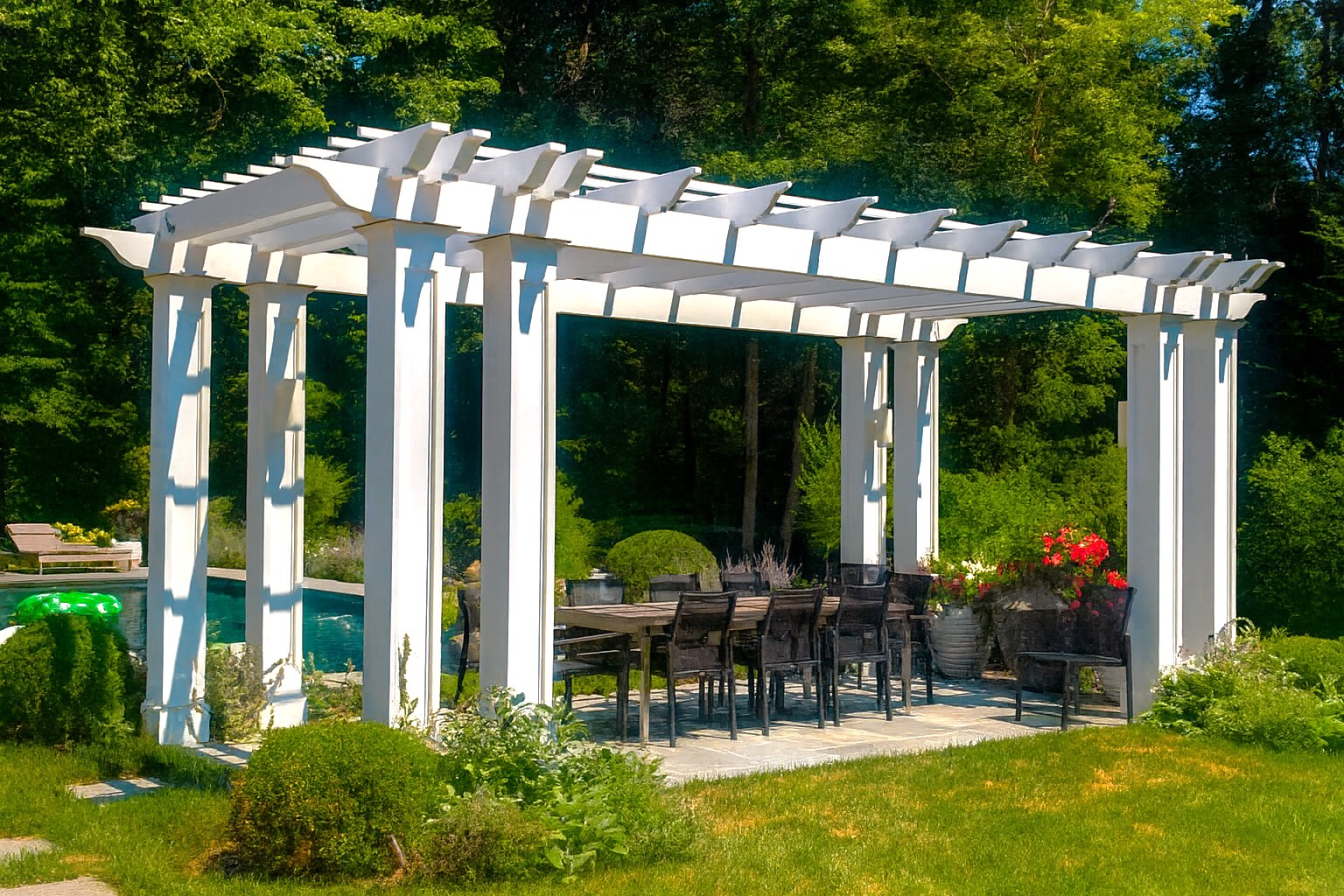 Custom Fences by Eurofence Inc.